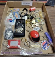 FLAT OF ASSORTED KEY CHAINS