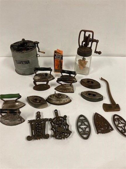 Antique and Collectible Auction for Herb Siegele June 3/24