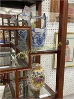 BLUE AND WHITE ASIAN VASE WITH HANDLE