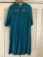 VINTAGE VANITY FAIR HOUSECOAT MEIDUM