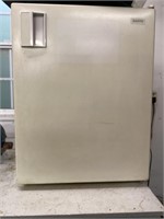 sanyo Mini fridge