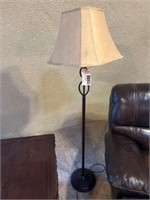 5' STANDING LAMP