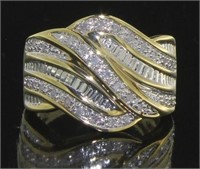 Elegant 1/4 ct Diamond Wavelink Ring