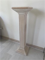 Vintage Wood Pillar Stand