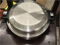 Large Cooking Pan with Lid