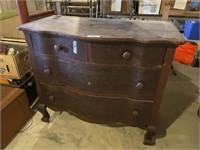 SERPENTINE FRONT DRESSER