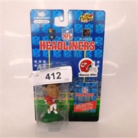 HEADLINERS FOOTBALL FIGURE