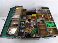 Walton Grip-Loc Vintage Steel Tackle Box with