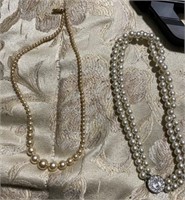 2 Fashion Necklaces