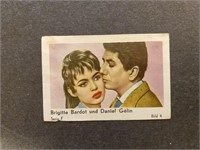 BRIGITTE BARDOT: Scarce MAPLE LEAF GUM Card