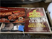 gas grill briquettes & hickory chunks