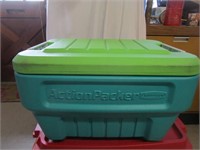 Rubbermaid 8 Gallon Action Packer
