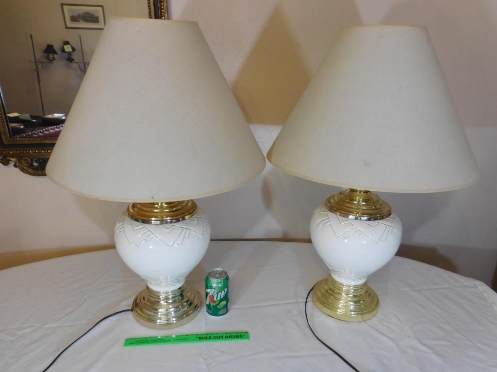Pair of Vintage Porcelain Lamps