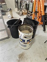 2 Trash Cans / Shop Oil Absorbent in Metal Can