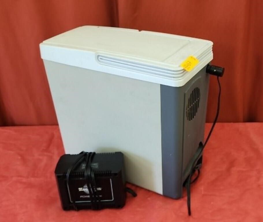 Koolaron Electric Cooler. Extra power pack.