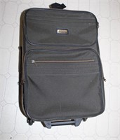 gamma suitcase with wheels & pull handle,