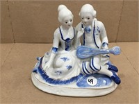 Vintage Martha Washington Couple Figurine