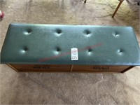 Lane Cedar Chest w/hunter green leather top