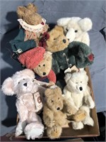 Box with mostly Boyds Bears seven pieces in box