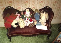Victorian settee, not the dolls