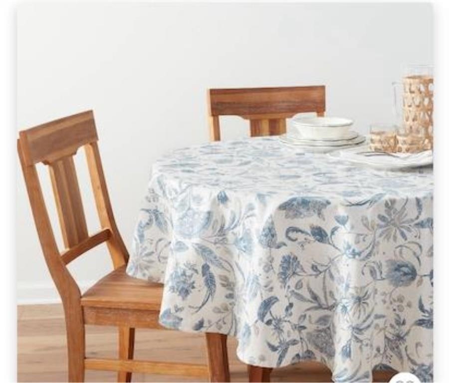 70 Cotton Floral Round Tablecloth Blue- Threshold