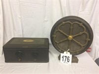 Antique Atwater Kent Radio and Speaker (rare)