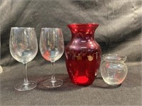 Misc Glass W/ Large Red Vase, Sm Vase (2) Wine