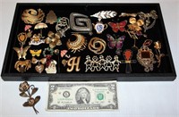 Jewelry Pin Lot - Most Vintage Items