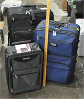 Luggage lot, see pics
