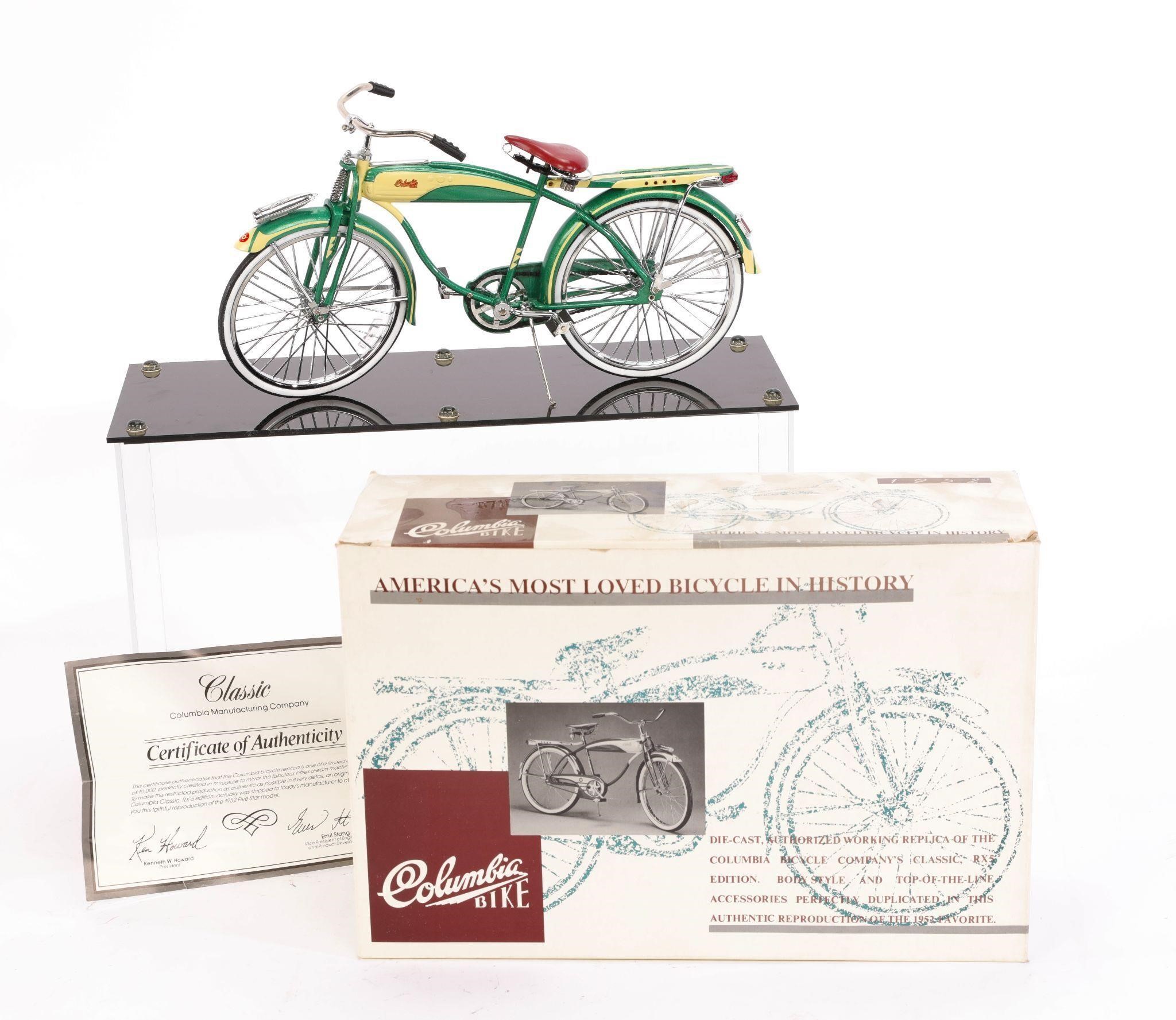 '52 GREEN COLUMBIA BICYCLE MINIATURE MODEL W/ BOX