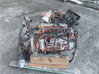 Isuzu 4 cyl. Marine Diesel Engine w/ Transmission