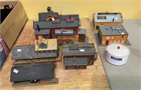 HO train buildings - lot of 10 - fuel tanks and