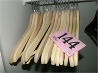 15 WOODEN HANGERS