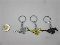 3 porte-clés neufs de Mustang