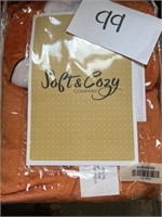 Soft and cozy fox blanket / snuggie