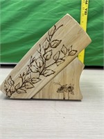 Original wood engraved Knife Block