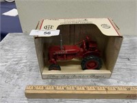Ertl Toy Tractor Times Farmall A Collect Ed, 1/16