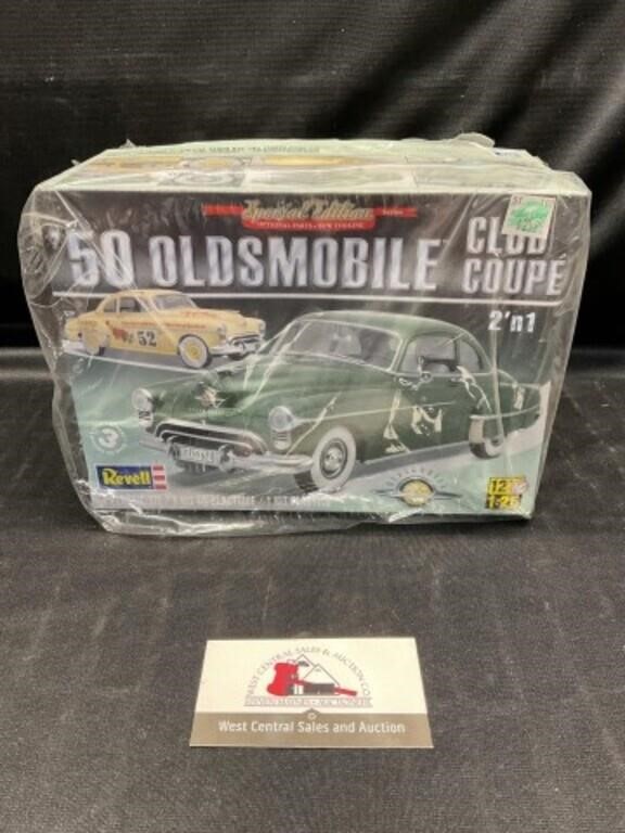 Revell 50 Oldsmobile Model Kit