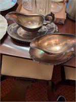 (2) silver plate gravy boats and dish