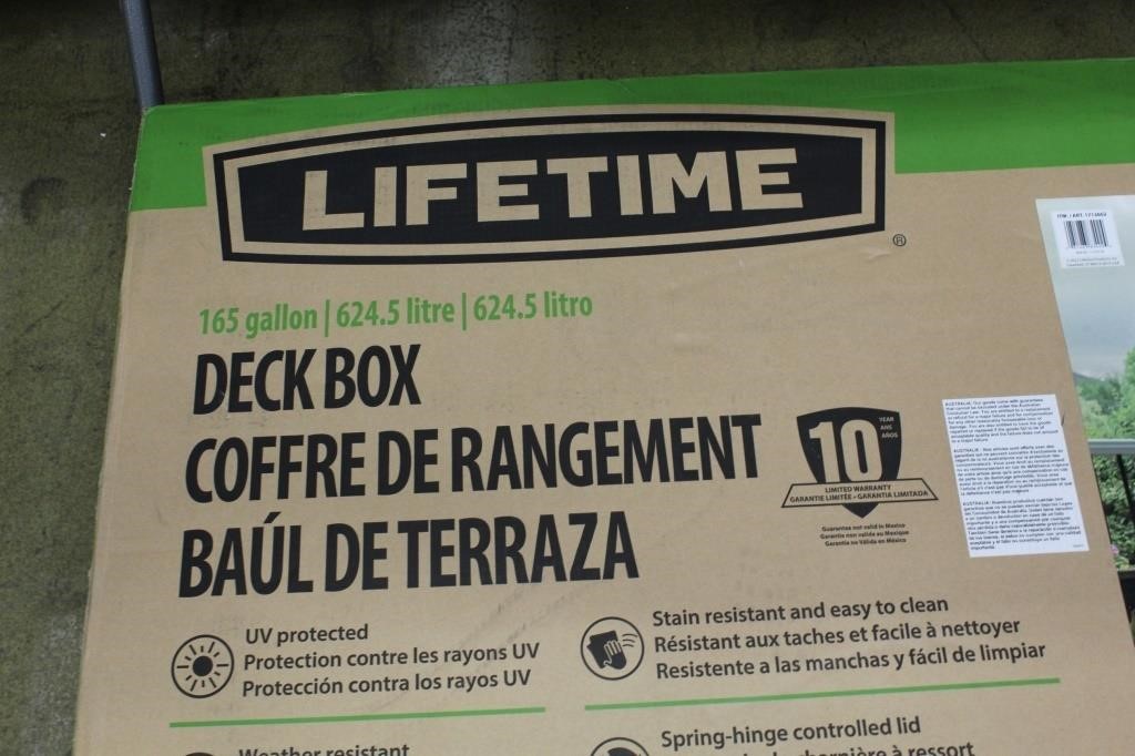 LIFETIME DECK BOX 165 GAL