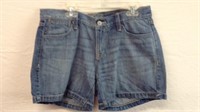 R5, Old Navy WOMENS SIZE 6 SHORTS
