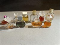 SELECTION OF VINTAGE LADIES PERFUME MINIATURES