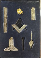 Free Masons Work Set & Pin