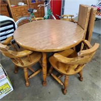 Kitchen Table w/ Extra Leaves & 4 Chairs