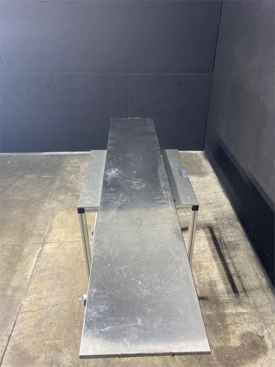 Custom stainless steel cutting board