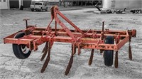 10' Chisel Plow Turnco 11 Tooth Sabre Plow