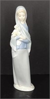Lladro Girl With Calla Lilles 4650