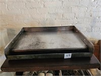 LITTLE GRIDDLE 25" X 18" SS BBQ GRIDDLE GQ230