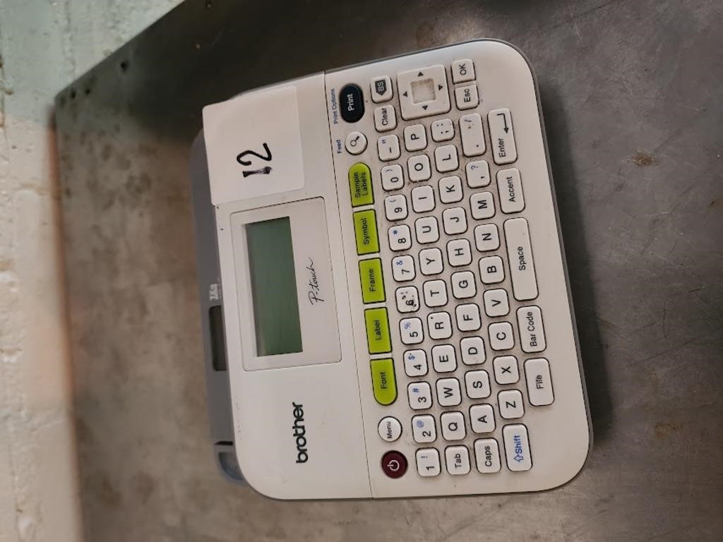 BROTHER P TOUCH LABEL MAKER PT-D400