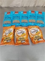 Sunflower seeds/Goldfish